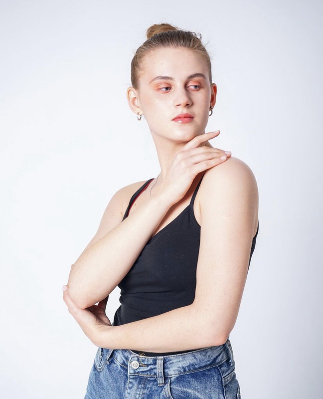 DA9A97BA-E025-4118-8BF7-85B6B4438317