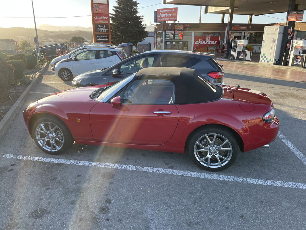 1DF2551D-4605-4178-99C7-29C188064362