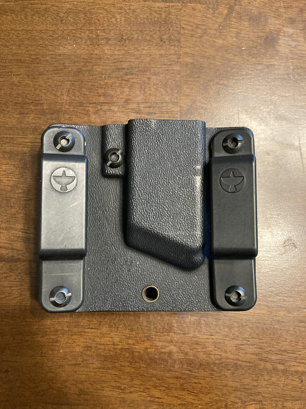 Raven Concealment Systems Phantom holster and magazine holder for HK