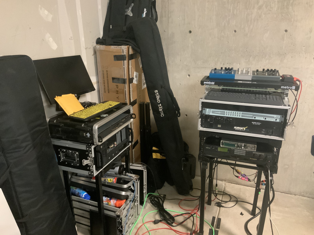 5CDCB2CC-3AF1-42BE-B159-E93E19EE61D9