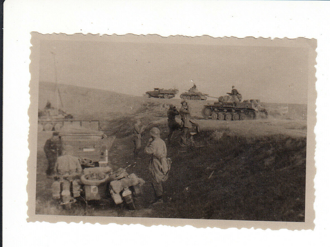 Motorrad der deutschen Truppen im Vormarsch in Rußland 2.WK