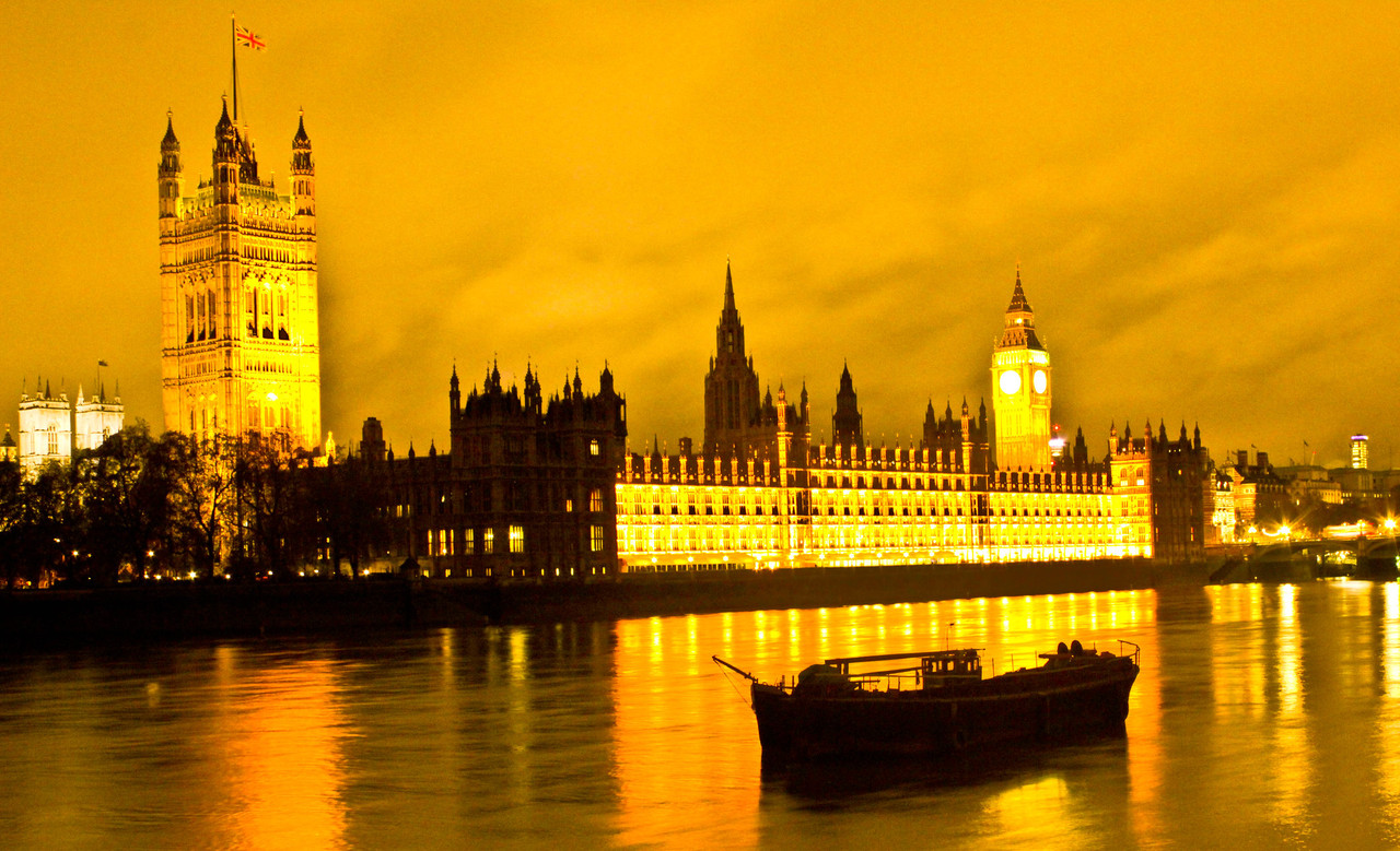 goldenhousesofparliament.jpg