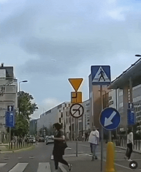 https://i.postimg.cc/1Xj1bVFR/2.gif