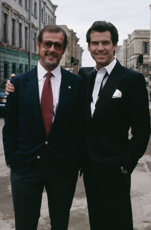 roger_moore_b11