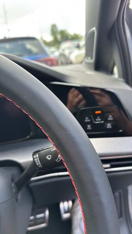 8A57304C-5652-4E0B-BA10-68D0922E5CDD