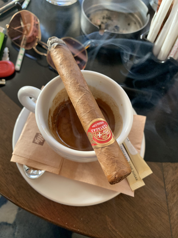 BE2242D4-D6F4-4C46-8942-CD4C9AA12E8B