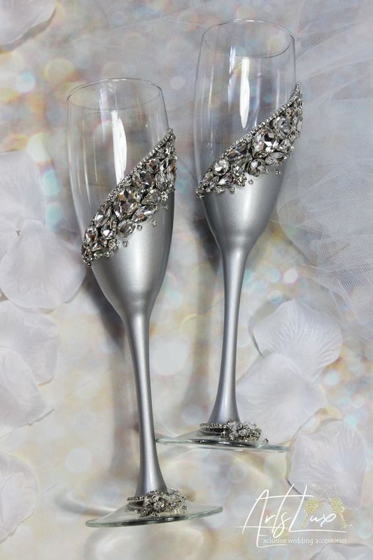 silver-glasses-new.jpg