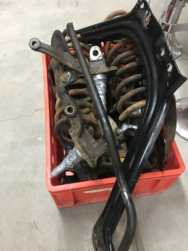 76916A6A-A659-4B9B-A8A3-3EA43A3C7BD5