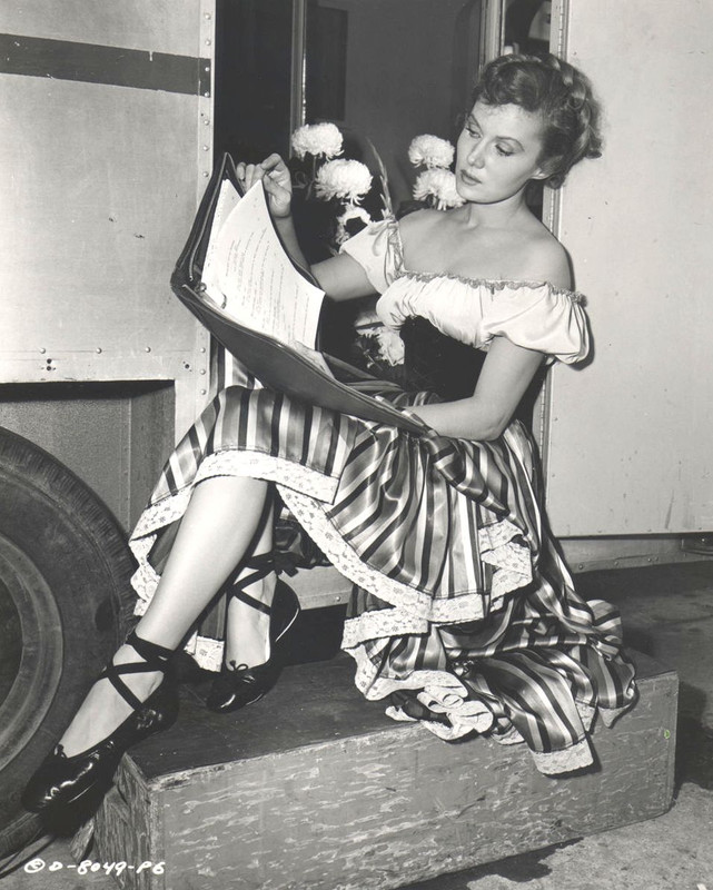 rhonda_fleming_c47
