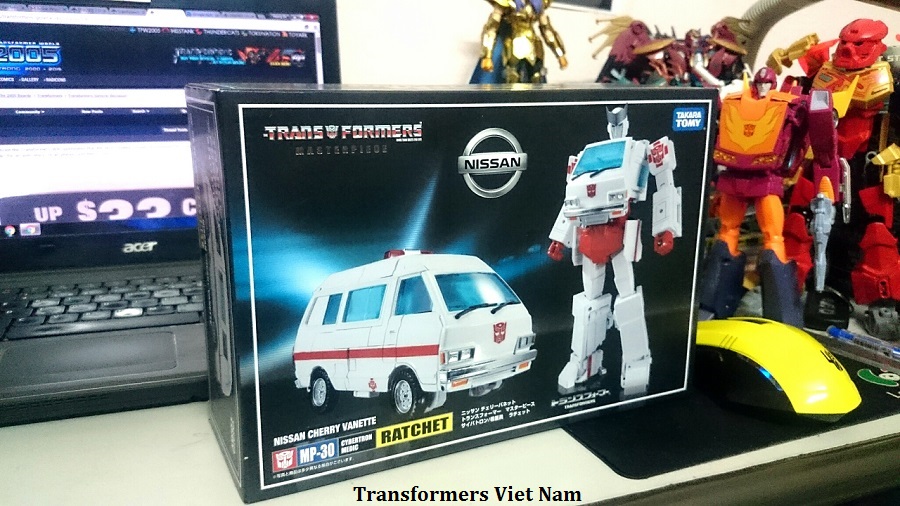 Masterpiece-Ratchet-1