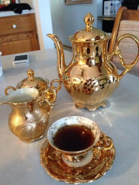 teapot-gold.jpg