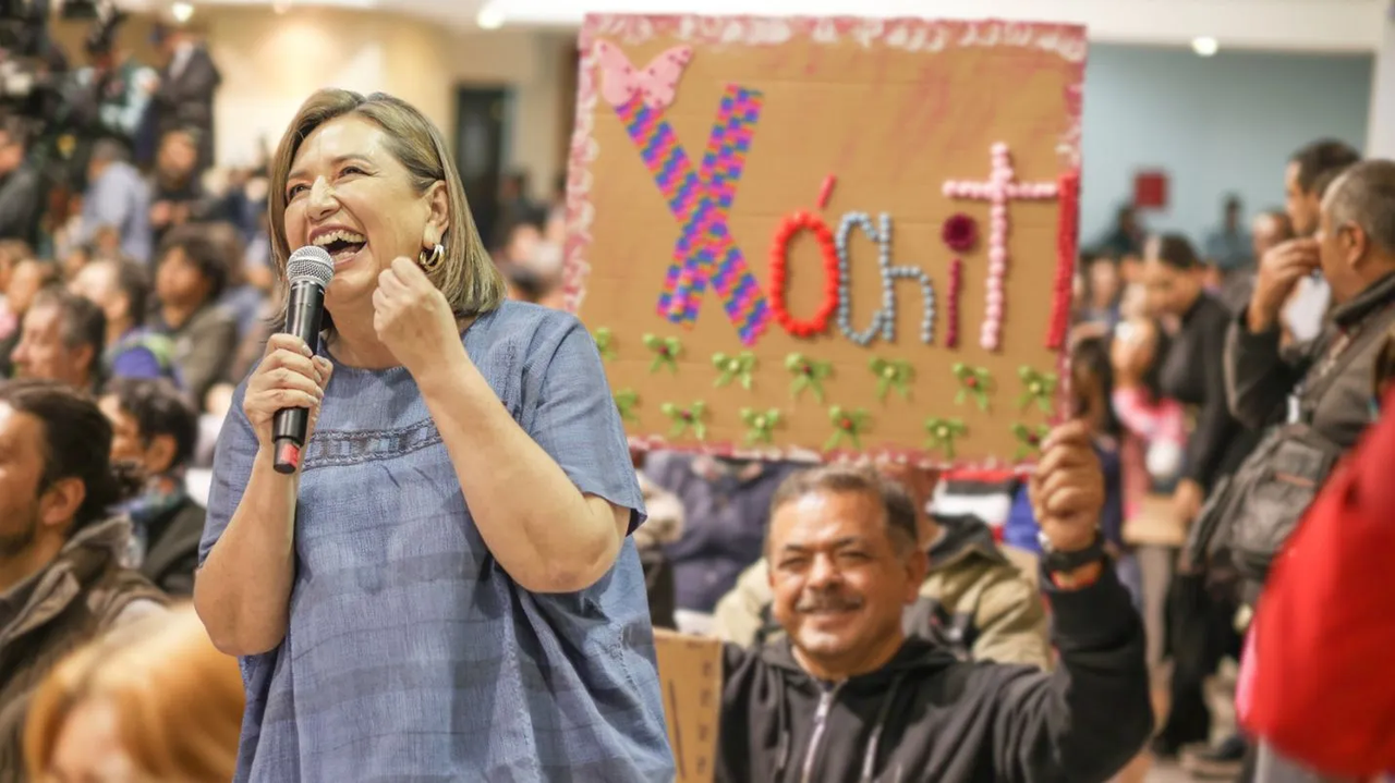 Unión de Morenistas afines a Ebrard con Xóchitl Gálvez