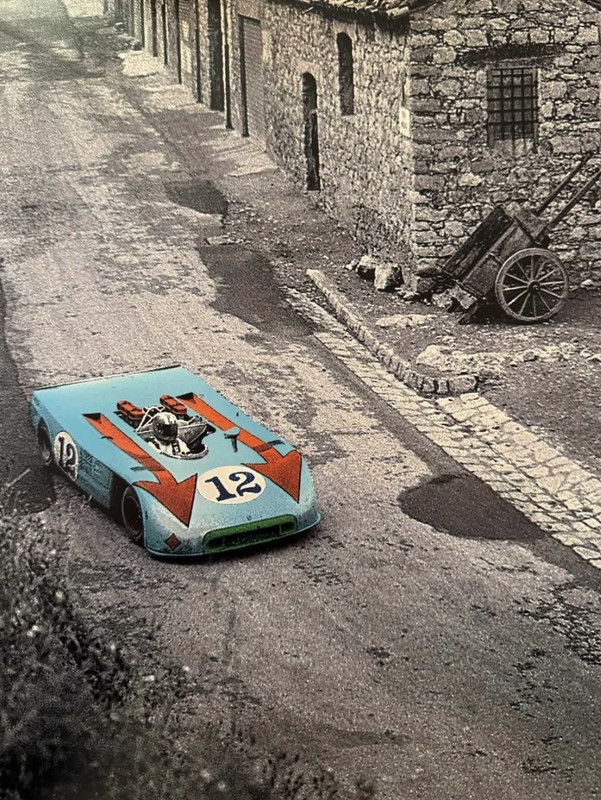 D16CED21-3DE7-4522-A1A4-8244E3E34673