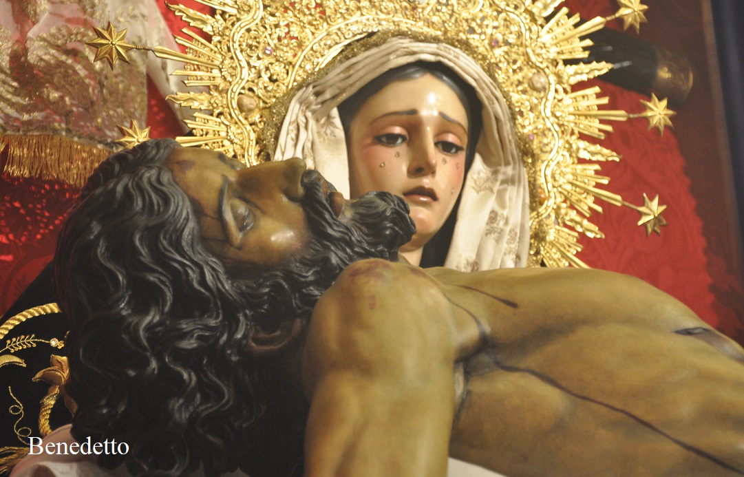 Historia de los Via Crucis de Sevilla 1985-Se-or-dela-Misericordia