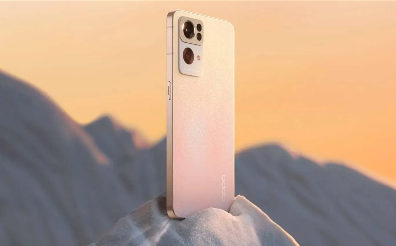 Remate navideño en Sam's Club del smartphone Oppo Reno7 con 8GB de RAM