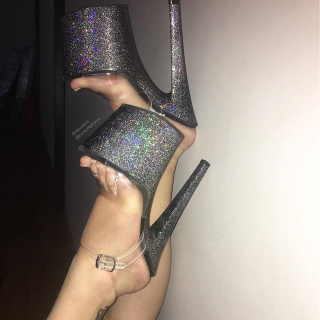 31 - 21688515_803977073114778_2976769462658662400_n