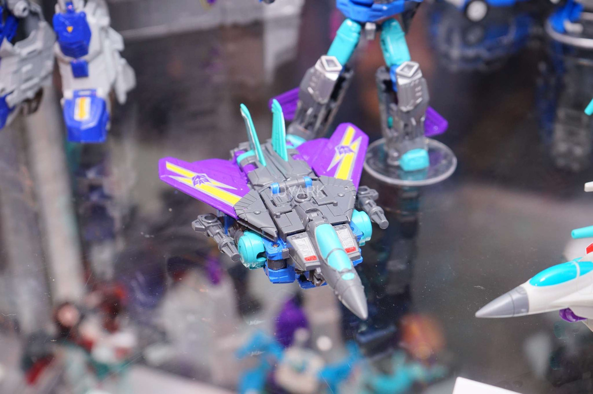 SDCC-2017-Transformers-Hasbro-Thurs-032