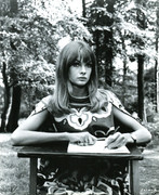 jean-shrimpton-mc77