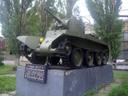 Советский легкий колесно-гусеничный танк БТ-7, Харьков 175538221