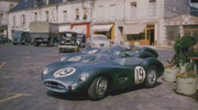 24 HEURES DU MANS YEAR BY YEAR PART ONE 1923-1969 - Page 41 57lm19-Aston-Martin-DBR-1-300-Roy-Salvadori-Les-Leston-10