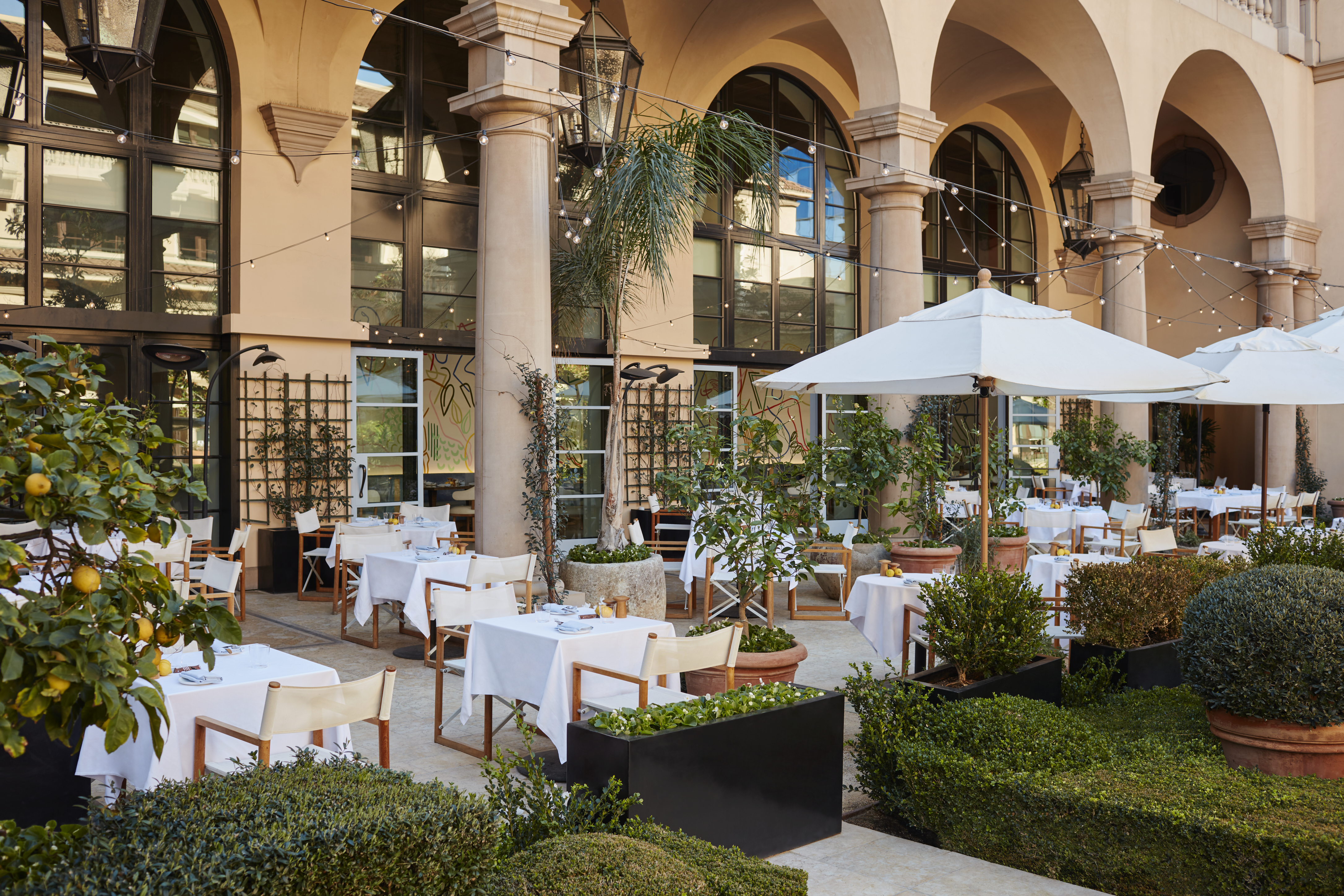 Beverly Hills luxury dining scene
