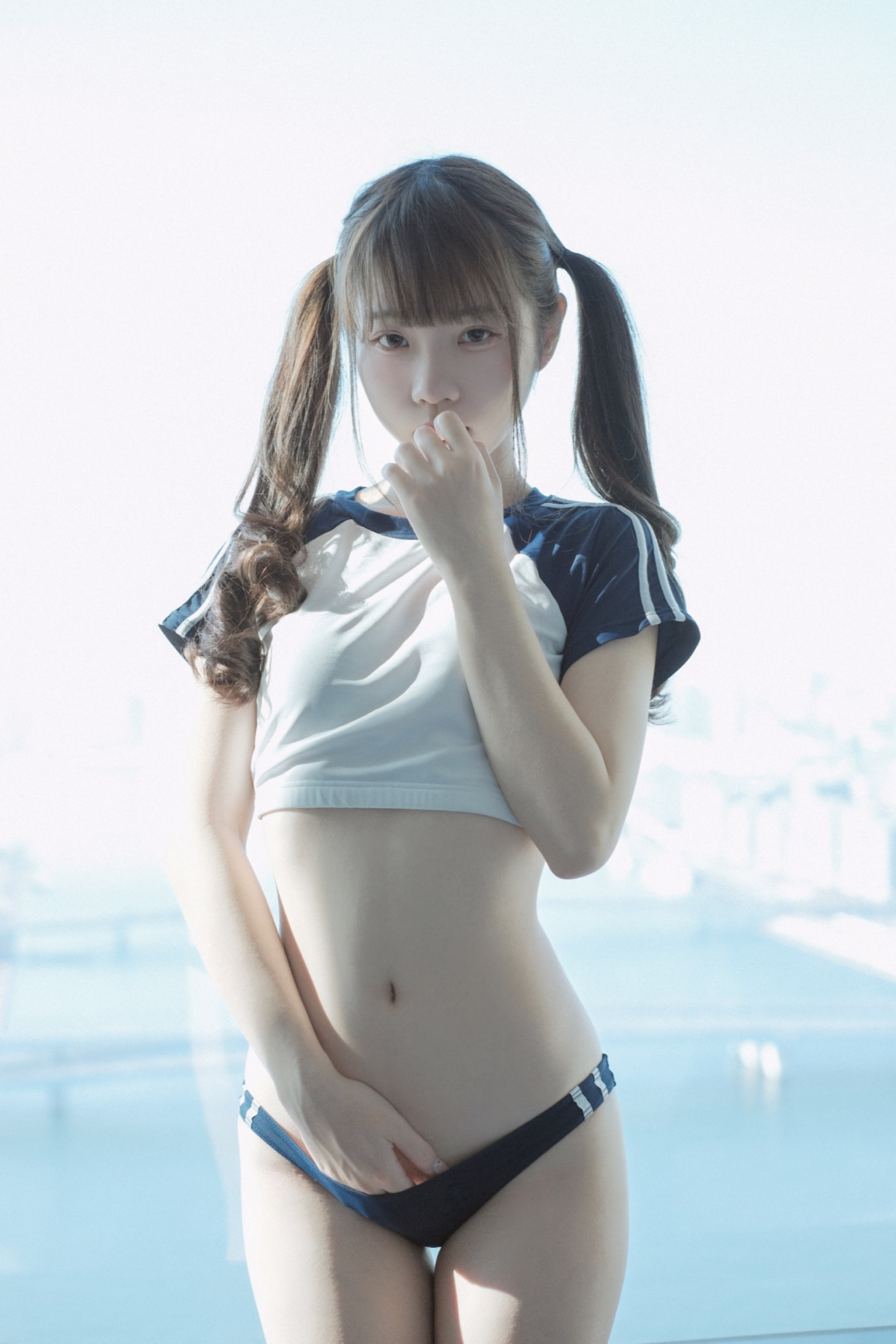 可可小白兔 情人節の禮物 體操服少女 写真集 – 情人节主题 高清图 [35P-120MB]插图3