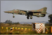 296 APIB Mig-27D 32 Red_61912553151, Summer 1992