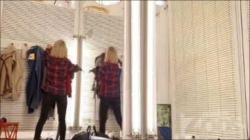 [Image: Voyeur25105123502.jpg]