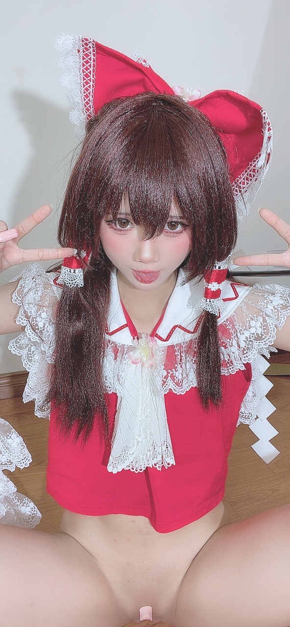 PoppaChan Reimu Hakurei Cosplay (Touhou Project) – 111 Photos 14 Videos 1.13GB插图8