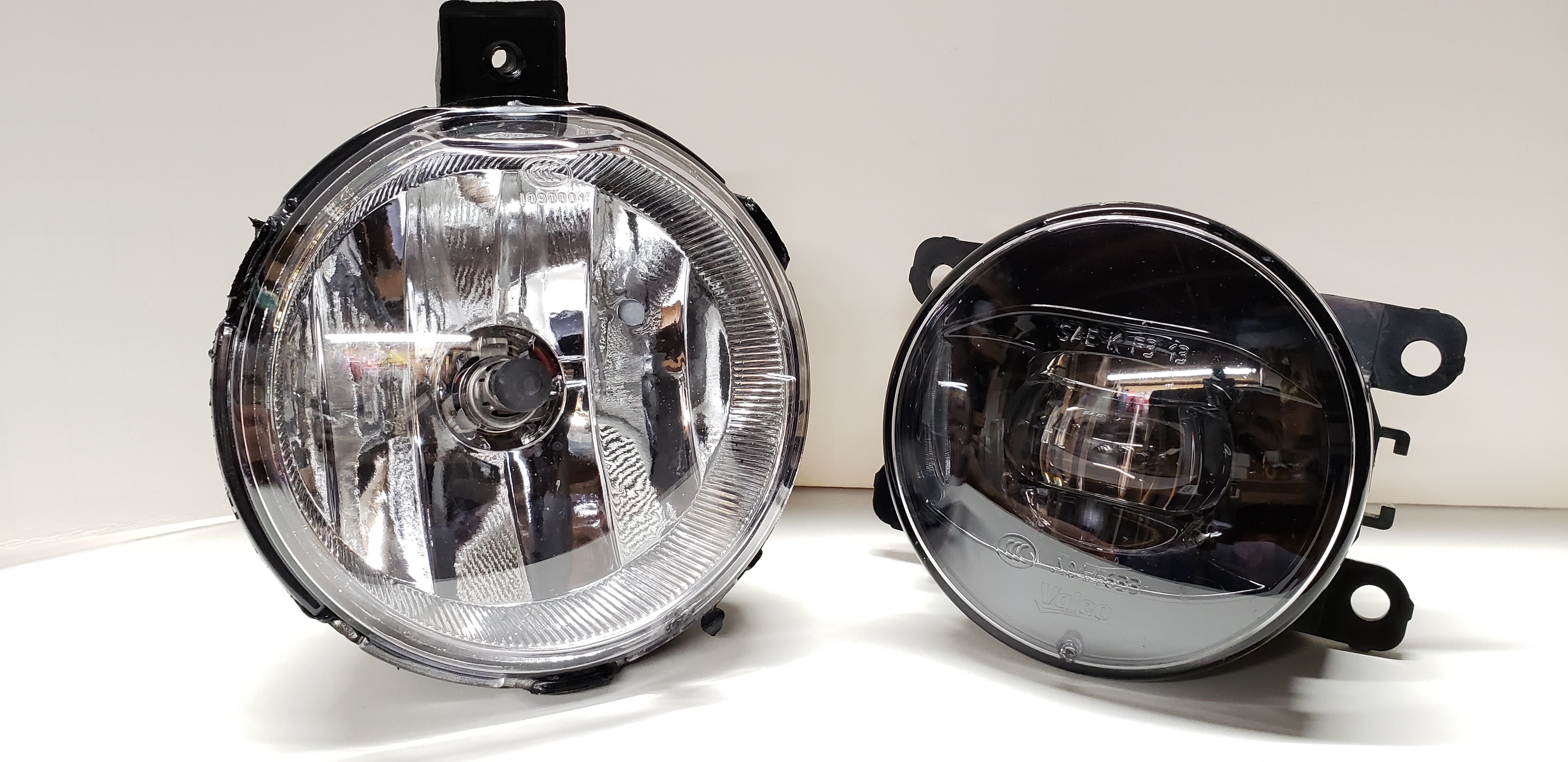 Projector LED fog light retrofits - HiDplanet : The Official Automotive