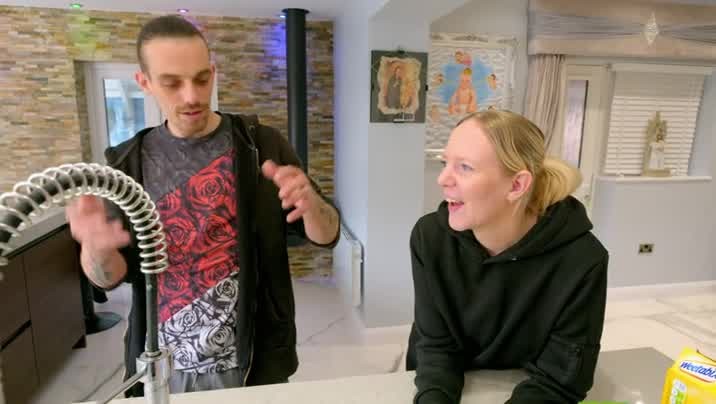 [Image: 0p3wmzub7fw7.jpg]