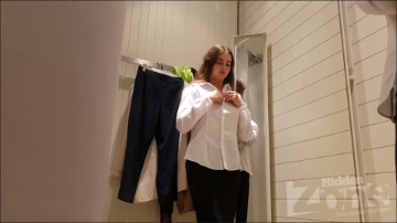 [Image: Voyeur21035104509.jpg]