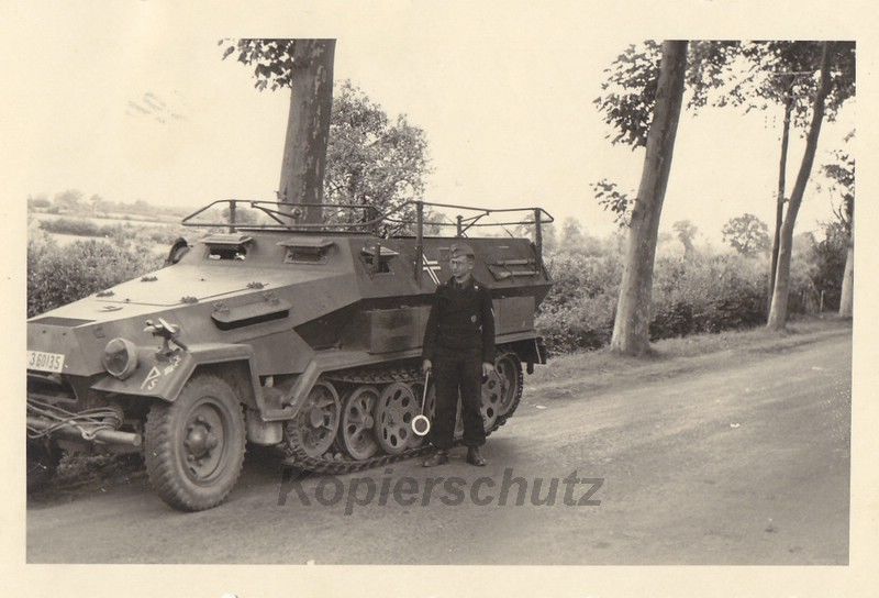 Sturmwagen Schützenpanzer bei Omey Frankreich