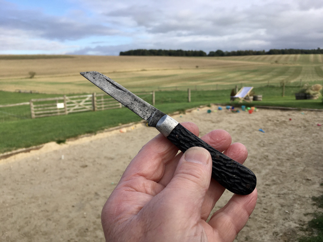 C14B018E-9AAA-4EFE-B5FC-8520A15F76AF