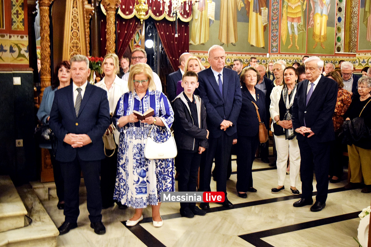 ΜΕΓΑΛΗ ΠΕΜΠΤΗDSC_0055