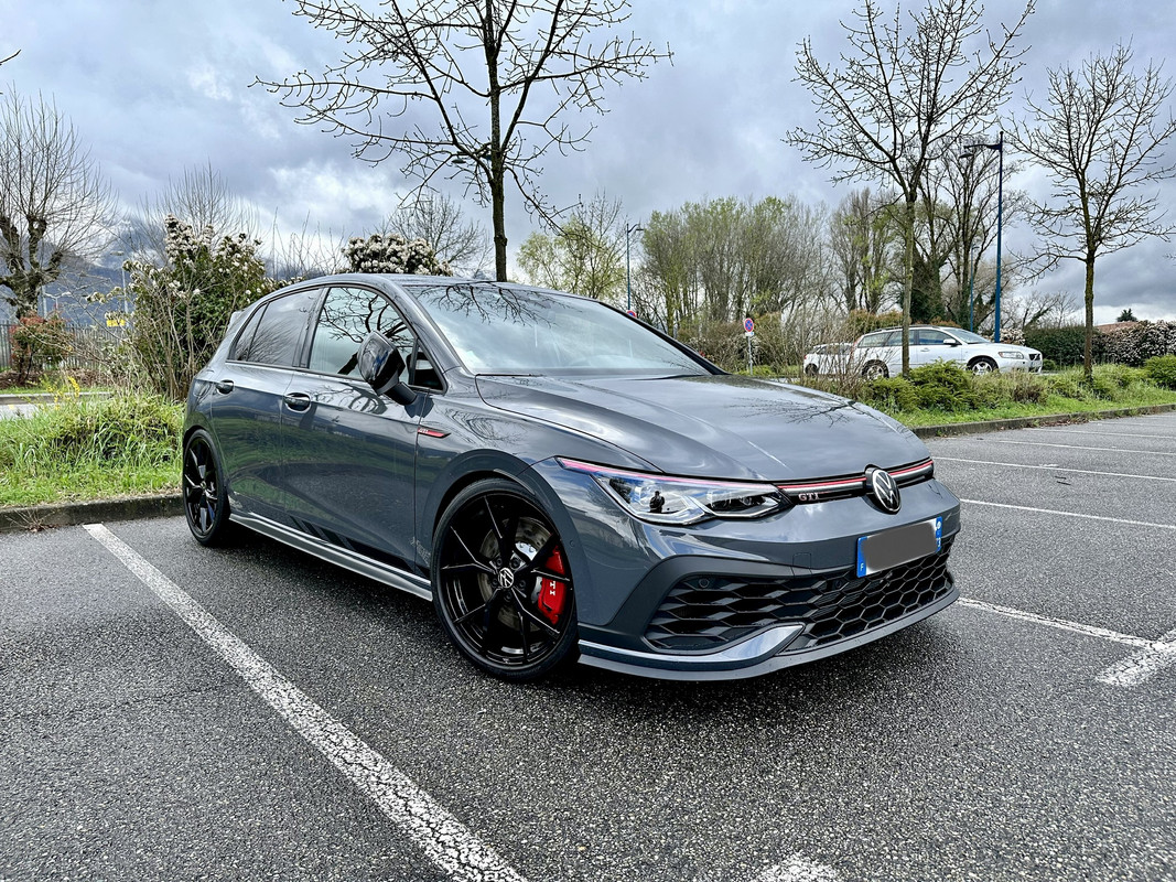 E7B87204-112E-4B64-9606-C3F3C172BB09