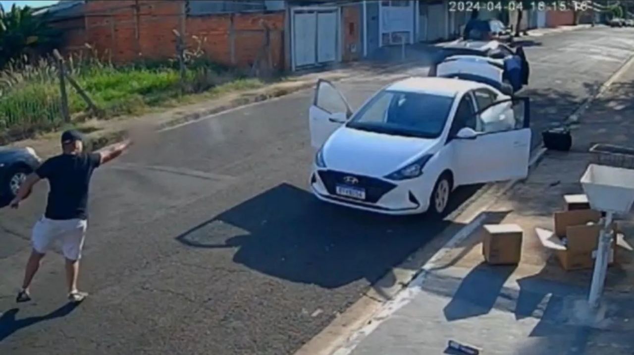 ¡Intento de robo fallido! Delincuente termina baleado y abandonado por sus cómplices