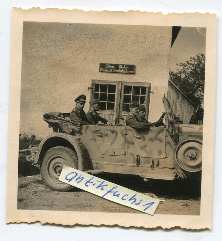 WL-Militär-Kübelwagen vom Z.G.2 mit Tarnanstrich