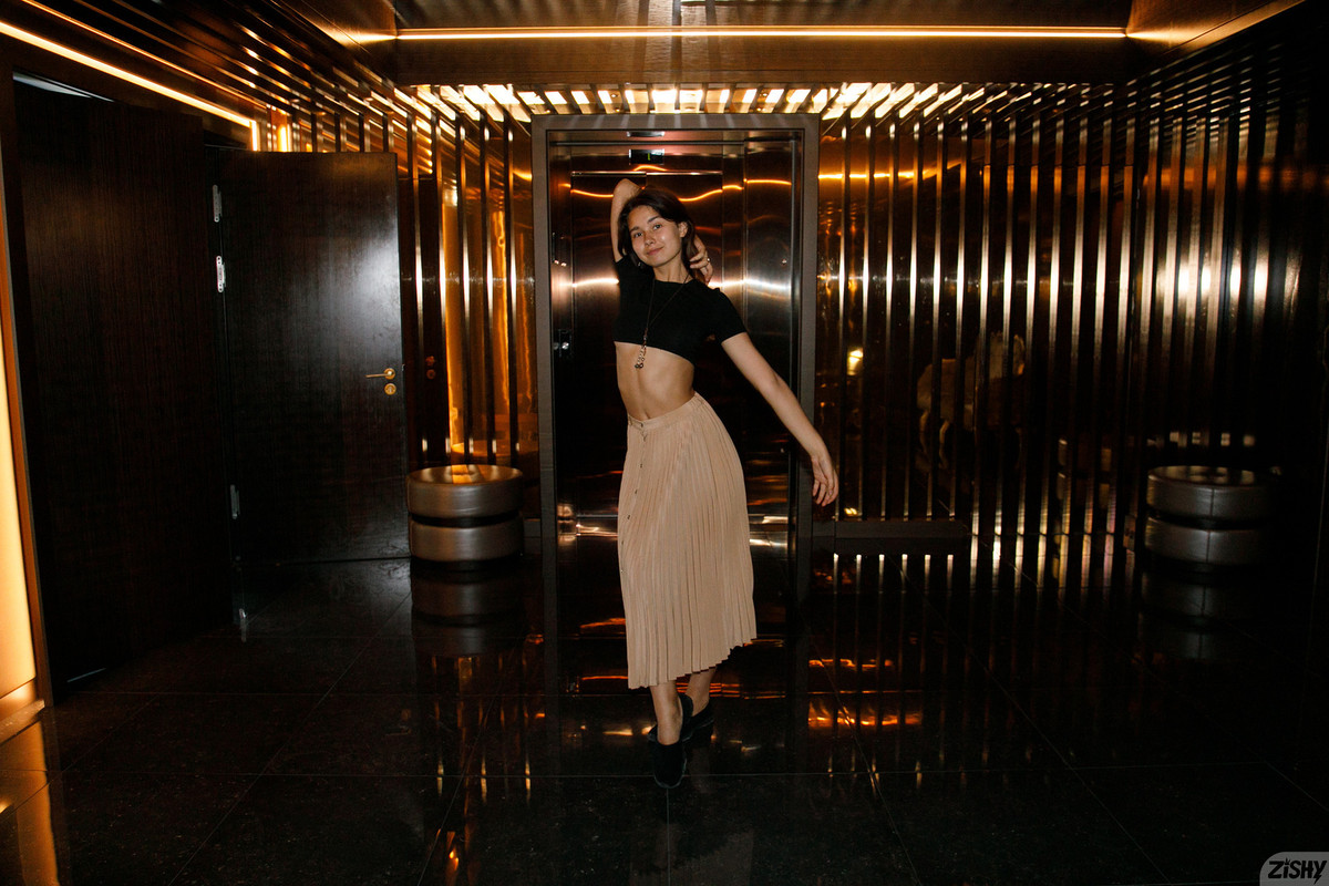 full_011_2105026480182636