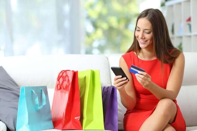 Экономьте на покупках вместе с нами: групповые заказы онлайн для всех! Femme-achats-compulsifs