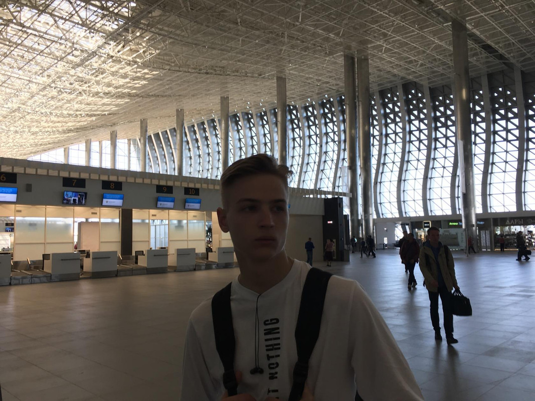 Егор аэропорт