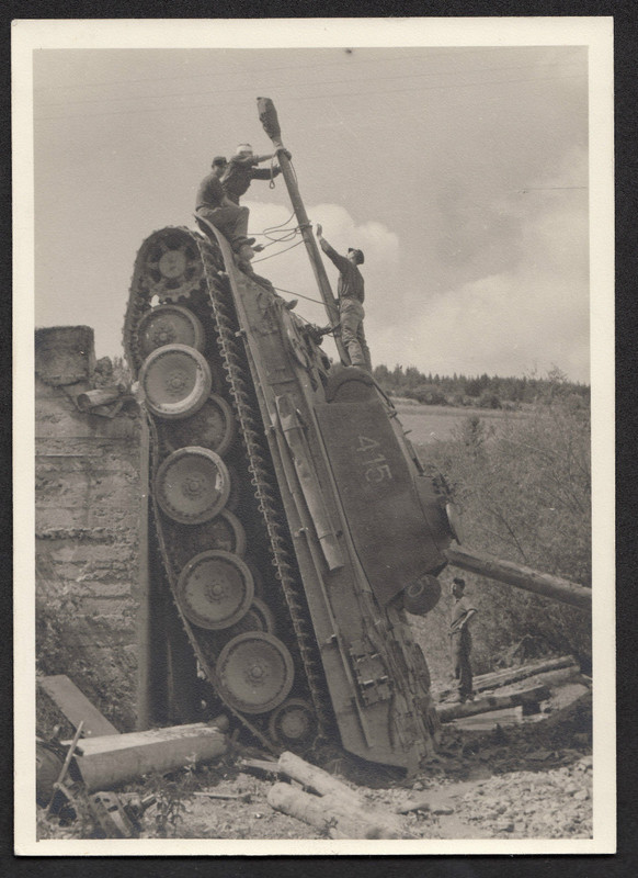 Originales Foto Panzer V Panther 415 von Brücke 