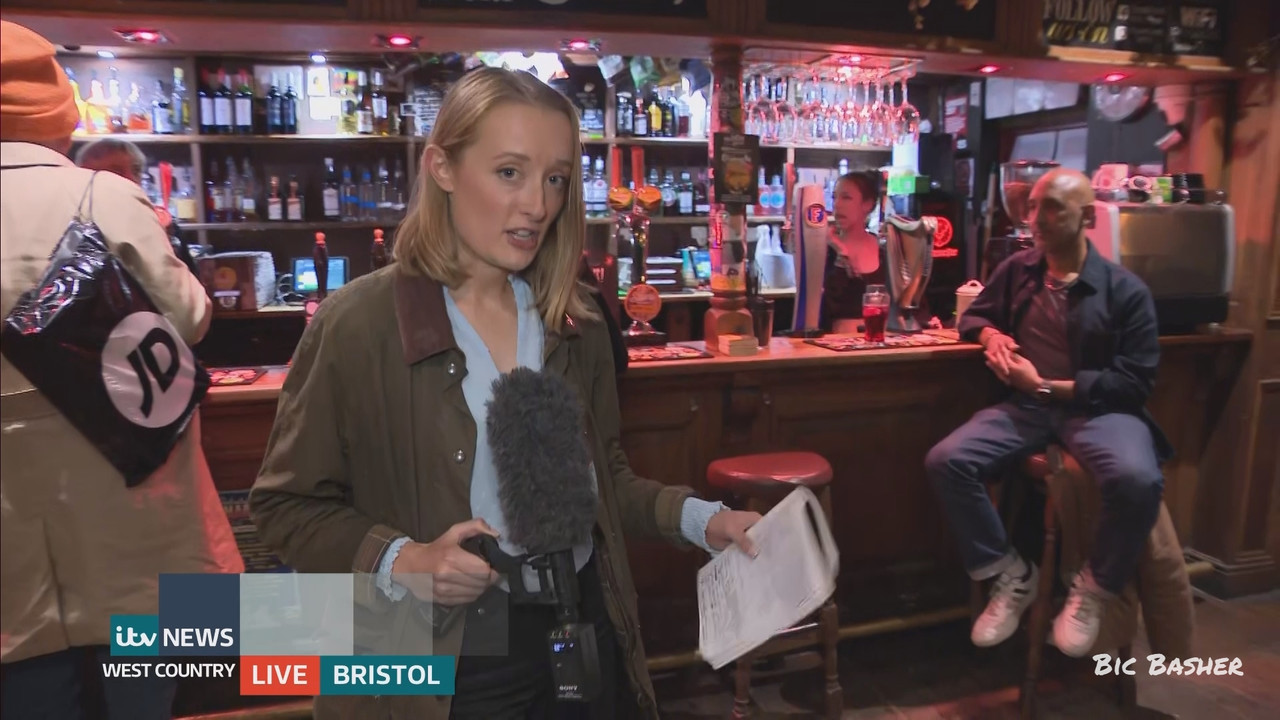 10.30 - 18.00.00 - ITV News West Country. Breaking news and current s....ts_snapshot_11.30.583