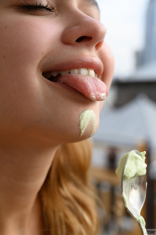 full_056_1201292388142116