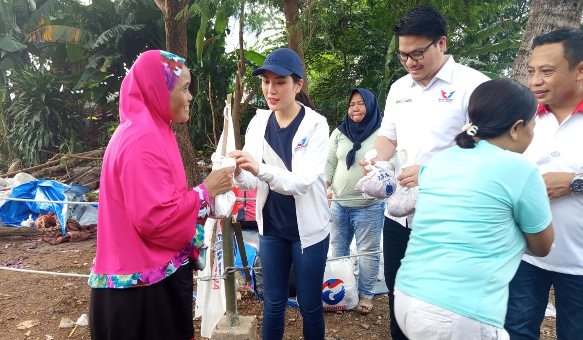 Angela Tanosoedibjo Pimpin Perindo Bagikan 1 Juta Kantong Kurban Berkah
