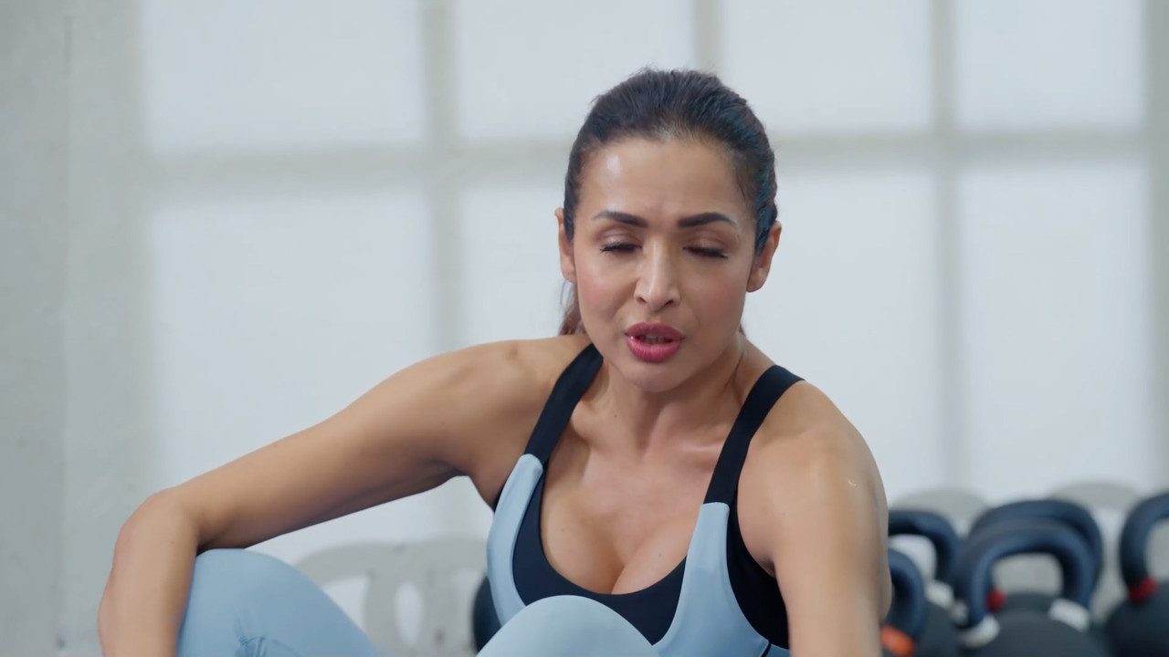 [Image: Fit-With-Sophie-Malaika-00-21-34-12-Still014.jpg]