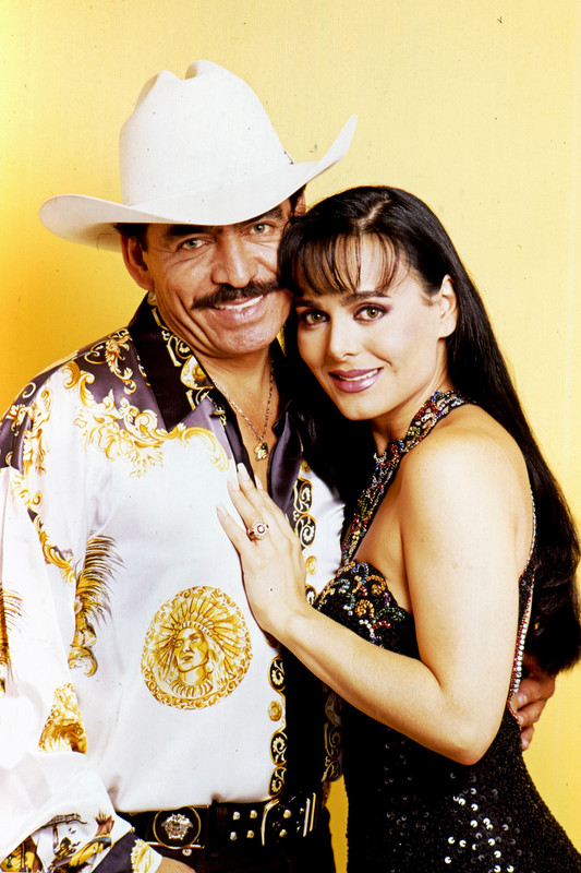 Hijo de Maribel Guardia y Joan Sebastián<br><br>¿Cuánto tiempo duró Maribel Guardia con Joan Sebastian?