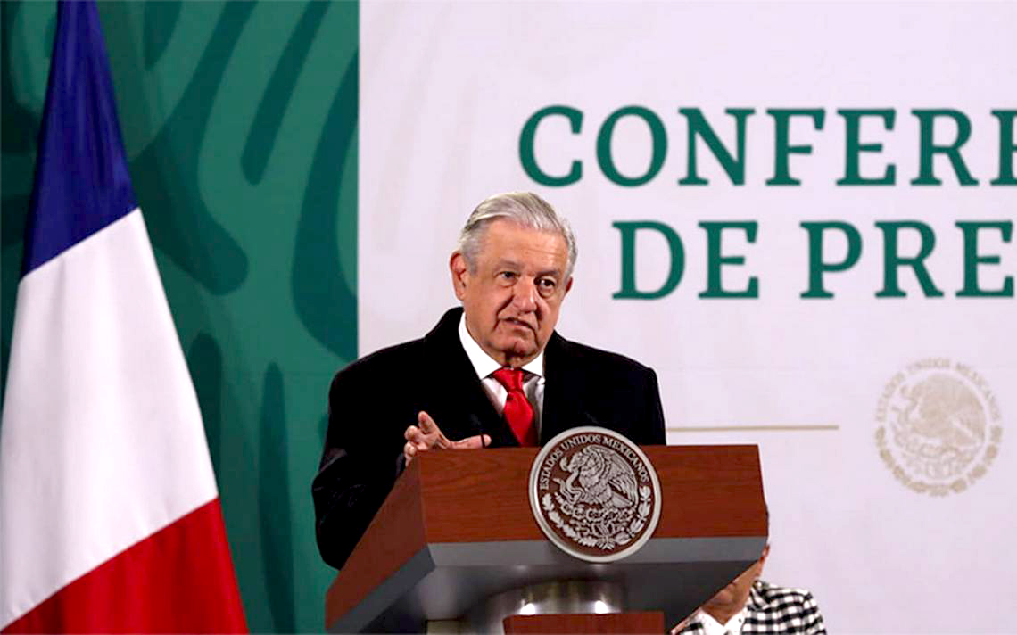 AMLO acusa al INE de no respetar la Constitución aseguró es lamentable