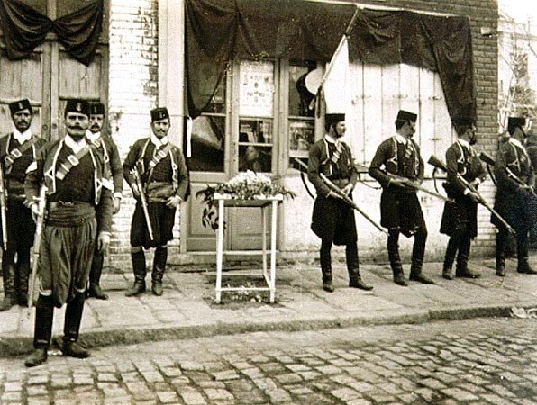 75001_138400346211025_5332273_n1