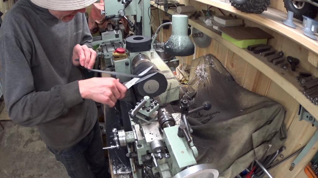 Пористая резина как вставка в колеса для тяжелого проекта[(01838